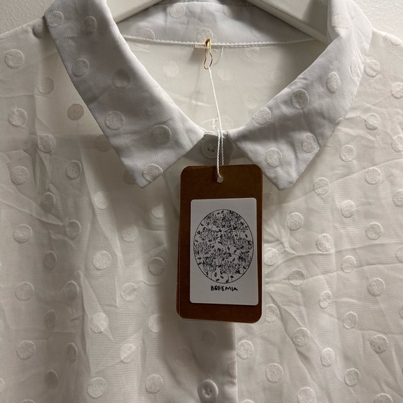 NWT BOHEMIA WHITE DOTS BUTTON UP SHIRT/SIZE M/SEMI-SHEERS - Picture 2 of 9